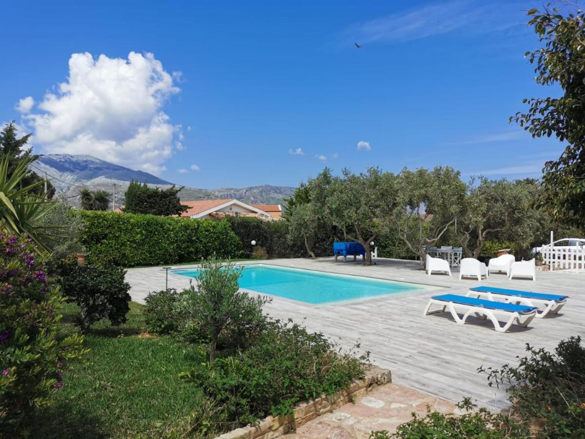 Villa Hibiscus Castellammare del Golfo Kültér fotó