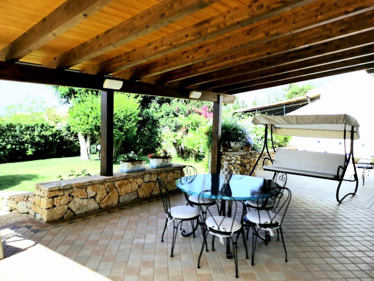 Villa Hibiscus Castellammare del Golfo Kültér fotó